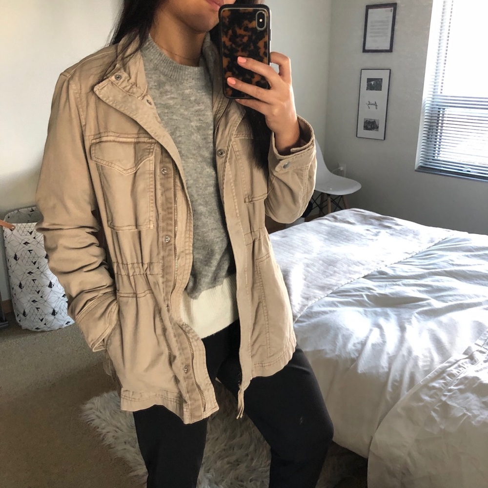 GAP Utility Jacket - Picture 7 of 7